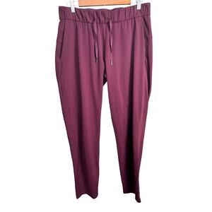 Lululemon On The Fly Pants Women’s Sz 8 Red Pockets Comfort Athletic Casual